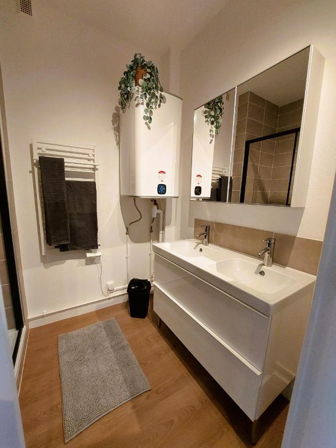Champon - Lumineux 2 Chambres Avec Garage Prive - Tram A 1 Min Grenoble Extérieur photo