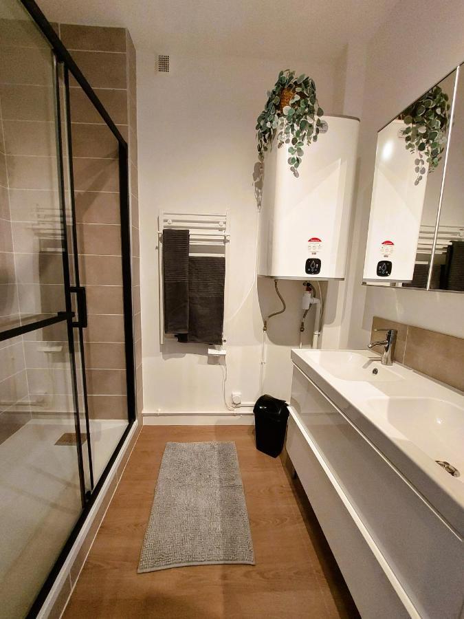 Champon - Lumineux 2 Chambres Avec Garage Prive - Tram A 1 Min Grenoble Extérieur photo
